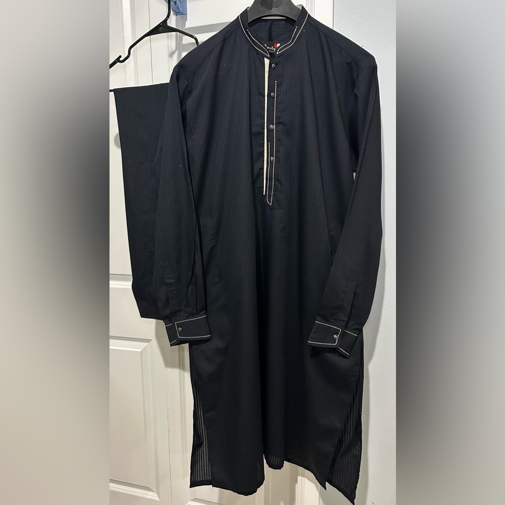 Men's Black Pakistani style Kameez Shalwar